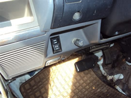 1984 TOYOTA PICK-UP HILUX, 2.4L EFI AUTO 2WD, COLOR WHITE, STK Z15003